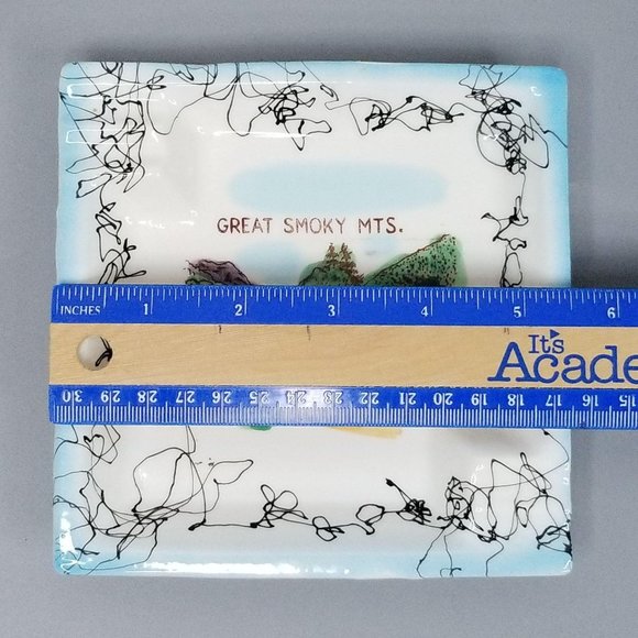 Vintage Great Smoky Mts. 4 Slot Ashtray Ceramic - Picture 10 of 10